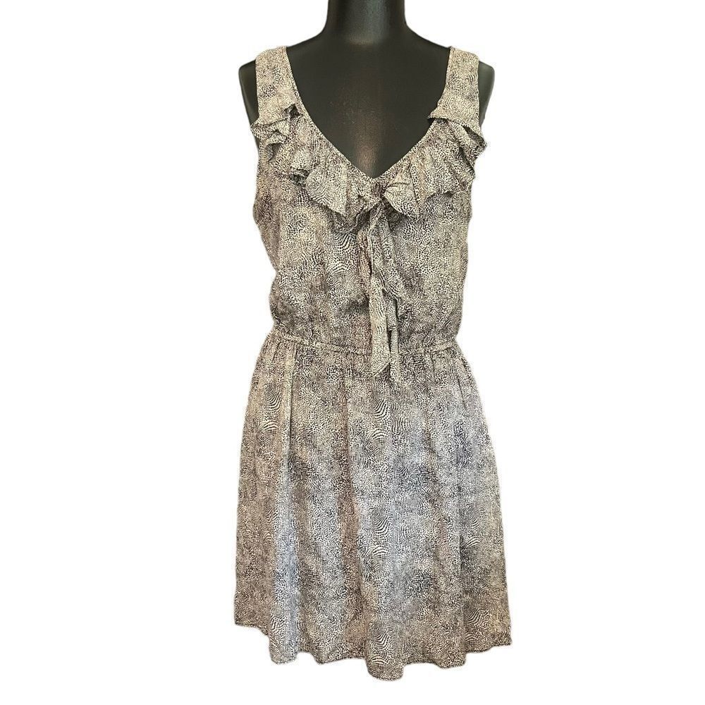 BCBGeneration Sleeveless V-neck Dress Ruffle Animal Print Size Medium M​​​​